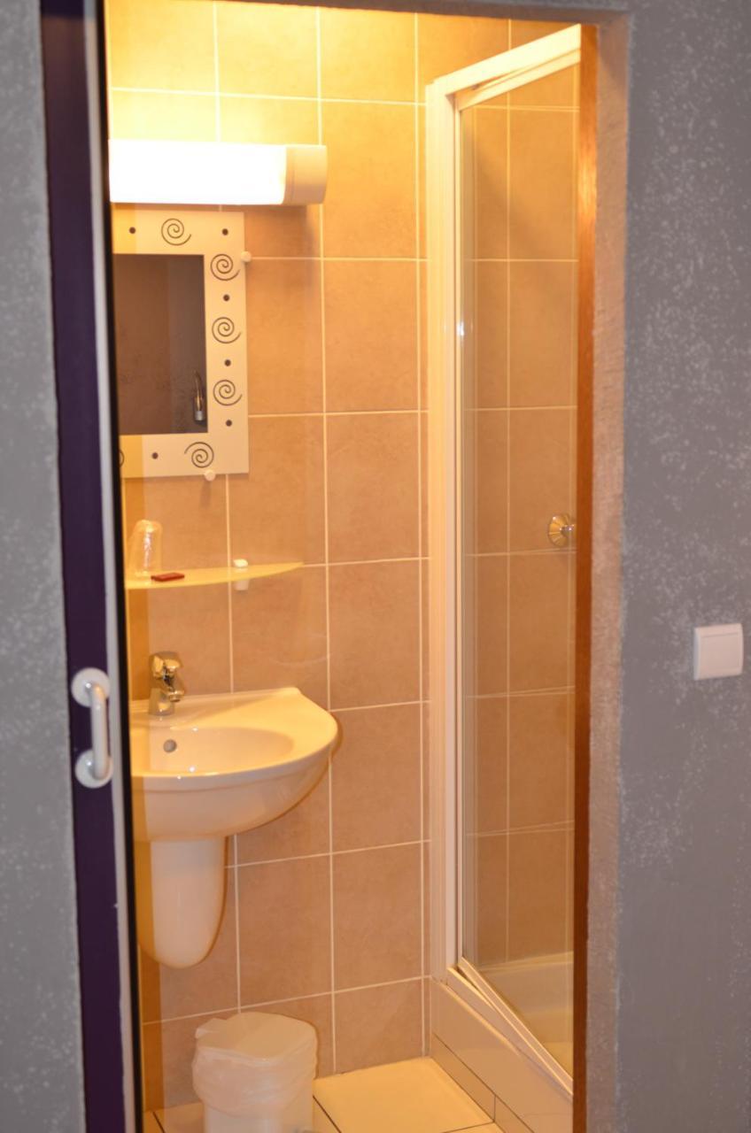 Hotel Au Fil De L'Eau Сейсель Екстер'єр фото